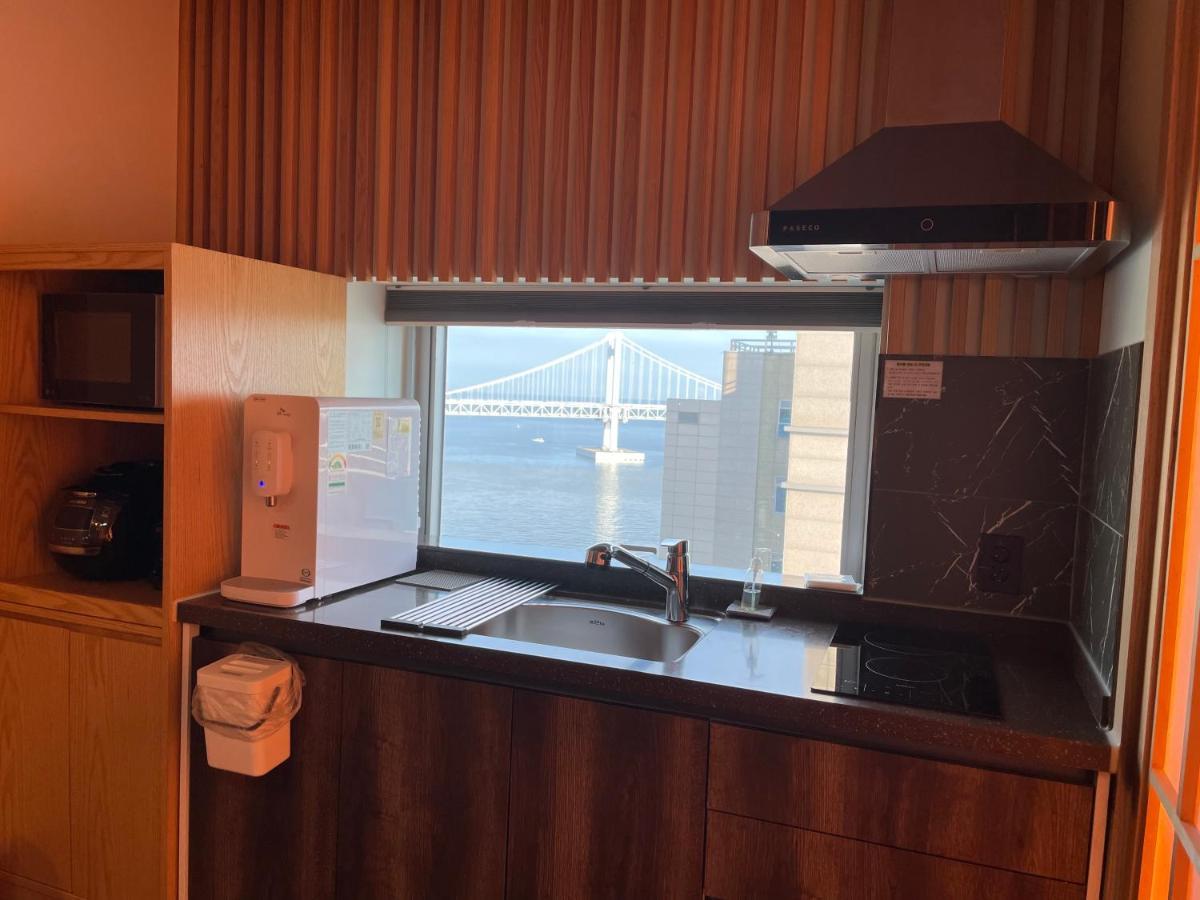 Gwanganli The Club Hotel Пусан Экстерьер фото